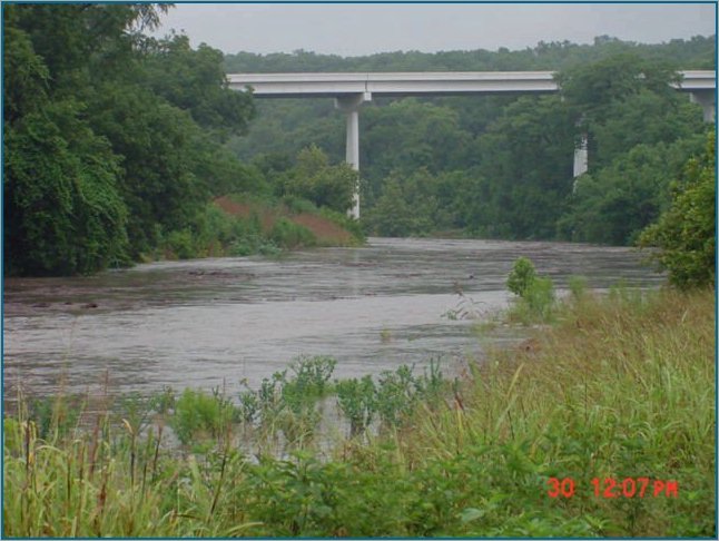 Looking upriver to Specht's Crossing from Nichols Landing